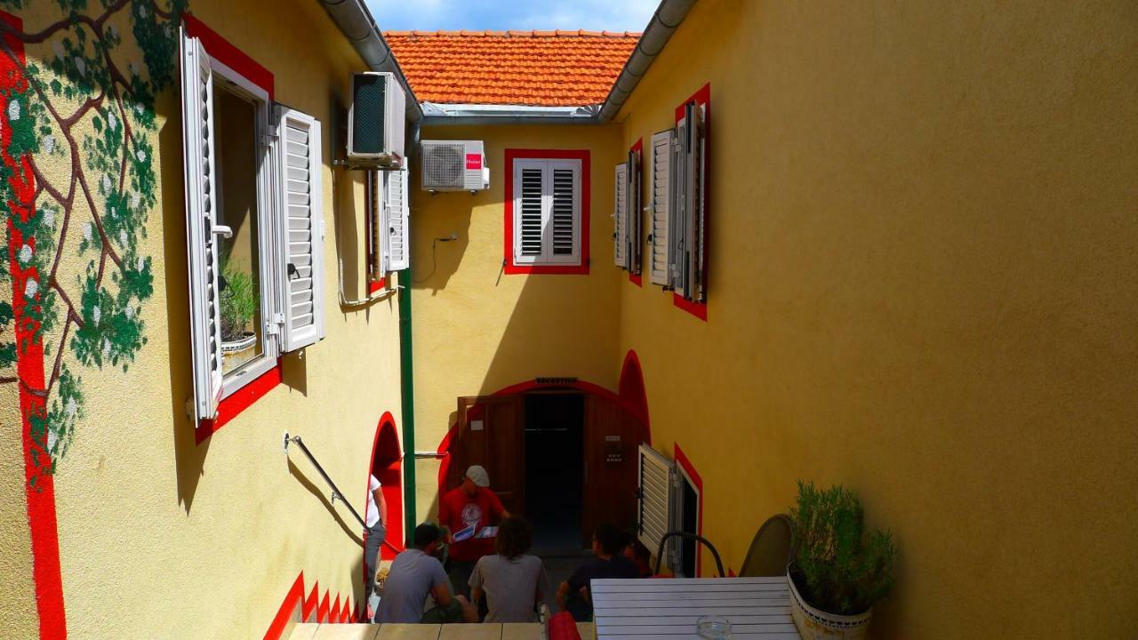 The Mellow Monkey Hostel Zadar Zewnętrze zdjęcie